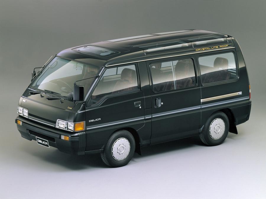 Mitsubishi Delica Star Wagon '1986